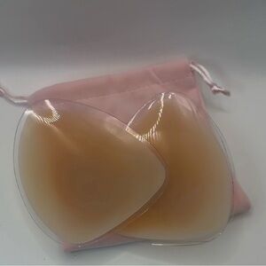 Cakes Body Honey OG Triangle Silicone Nipple Covers Adhesive
Reusable Pasties